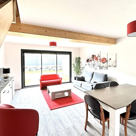 Du Vignoble A L'Atlantique - Residence Montifault Gites Du 2 Au 3 Pieces Le Pallet Bagian luar foto