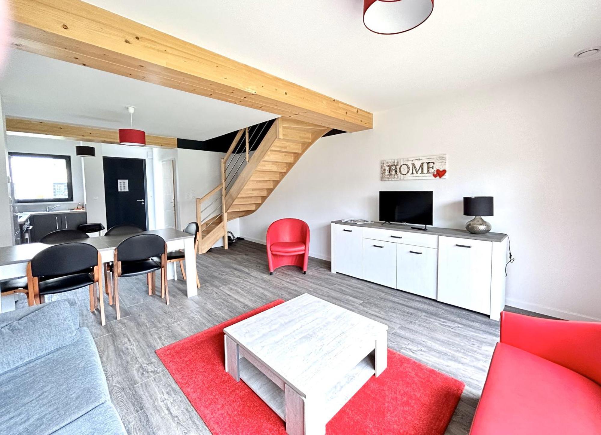 Du Vignoble A L'Atlantique - Residence Montifault Gites Du 2 Au 3 Pieces Le Pallet Bagian luar foto