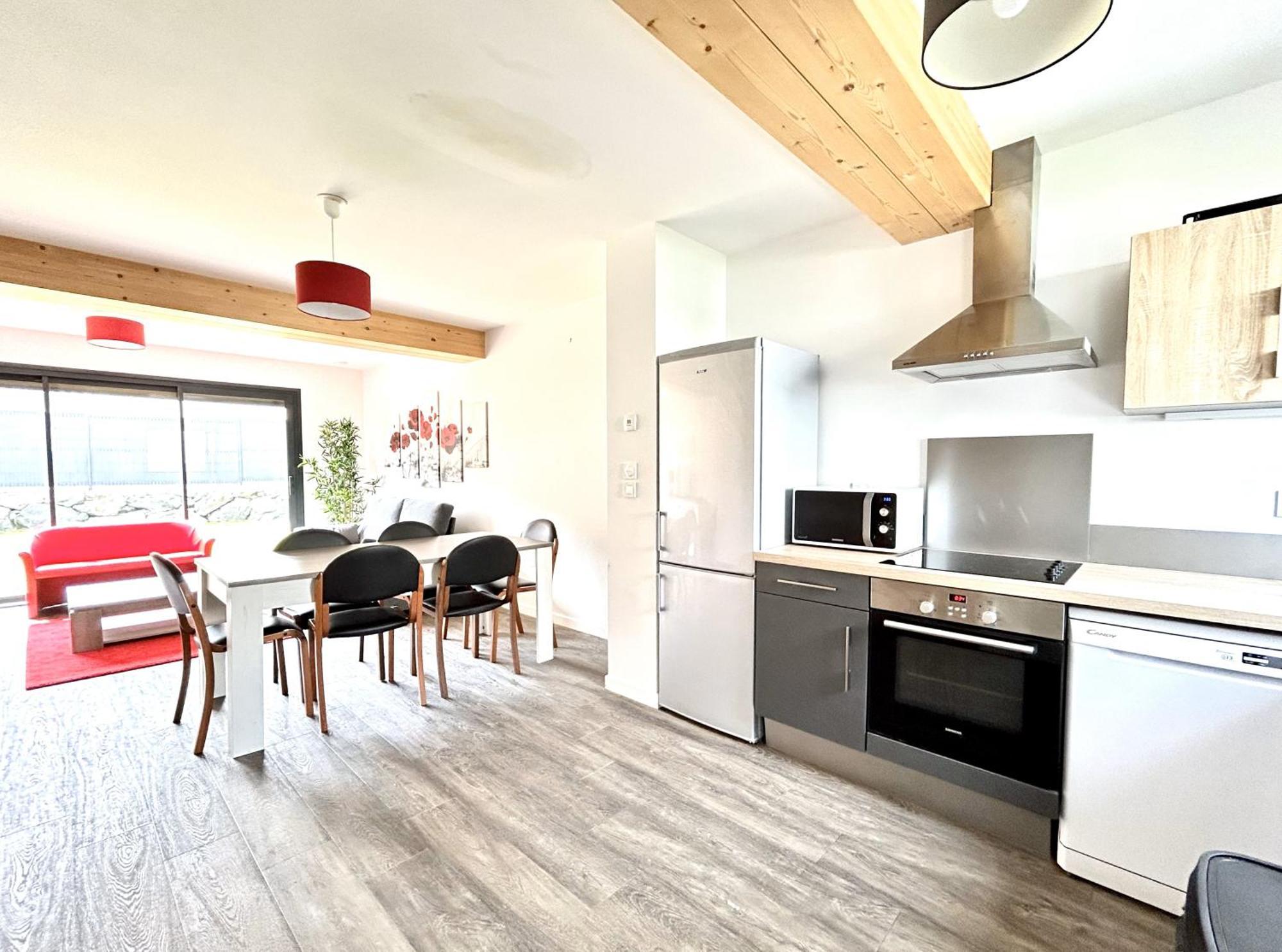 Du Vignoble A L'Atlantique - Residence Montifault Gites Du 2 Au 3 Pieces Le Pallet Bagian luar foto